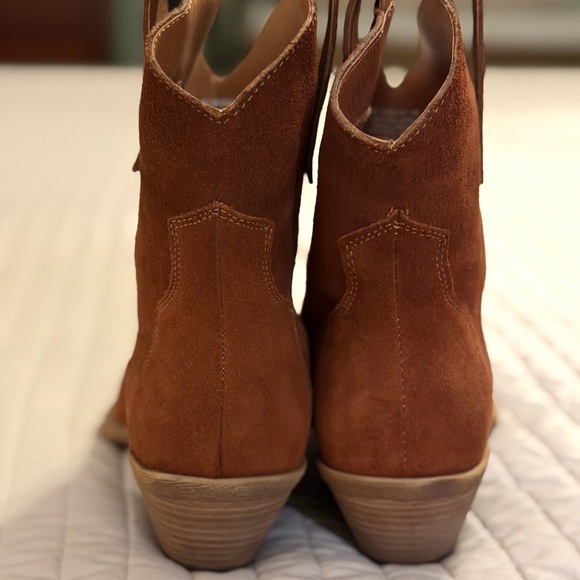 Steve Madden Brown Suede Western Ankle Boots - Picture 3 of 6